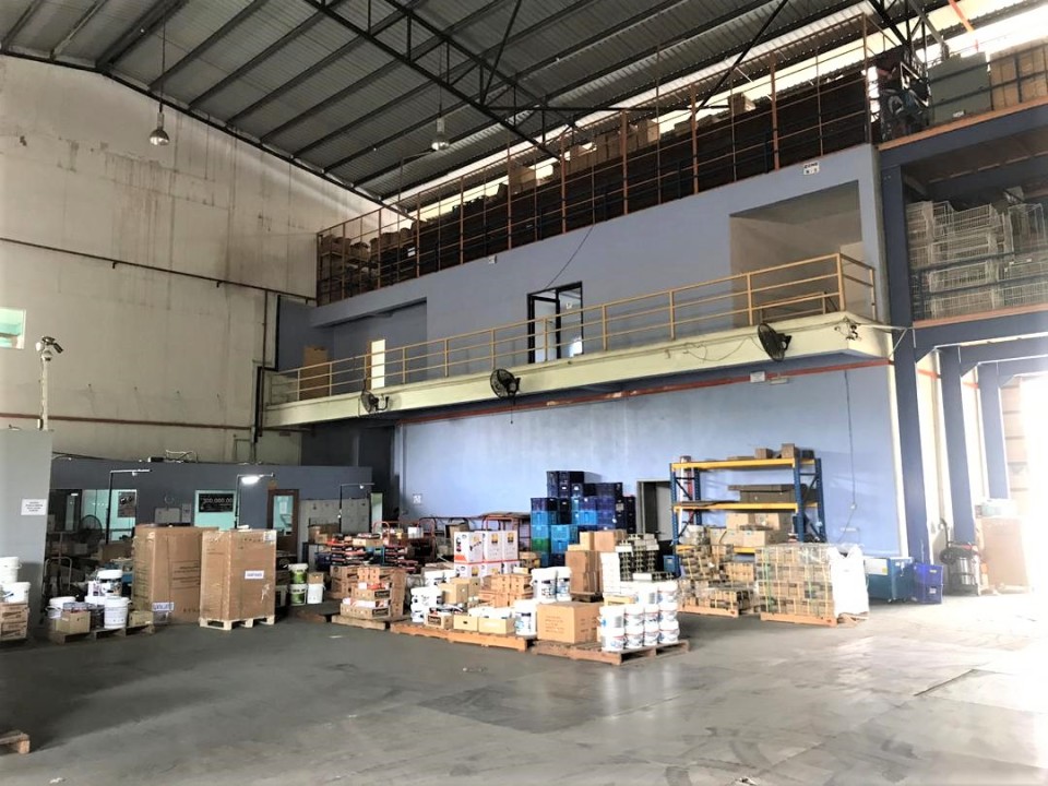 Freehold detached warehouse for rent in Shah Alam. Industrial properties for rent in Shah Alam Seksyen 33 Jalan Tamborin 33/23. 