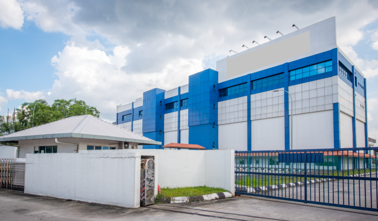 Warehouse for rent Selangor. Industrial property for rent in Shah Alam Seksyen 22 Persiaran Jubli Perak.