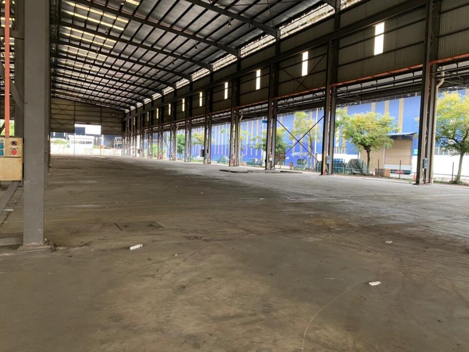 Shah Alam, Selangor Factory/Warehouse for rent.  Industrial properties for rent in Shah Alam Seksyen 32 Jalan Bukit Kemuning.